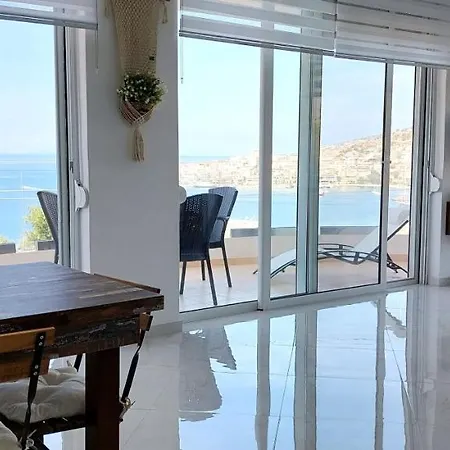 Cirasola - White 1 Apartament *