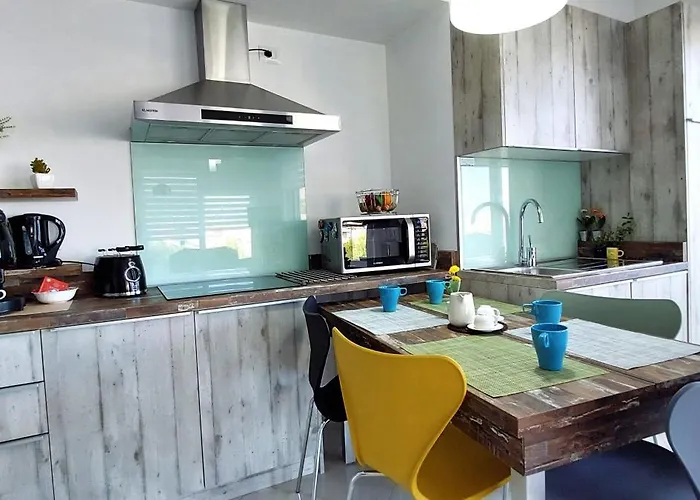 Cirasola - White 1 Saranda