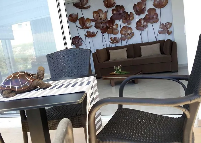 Cirasola - White 1 Saranda